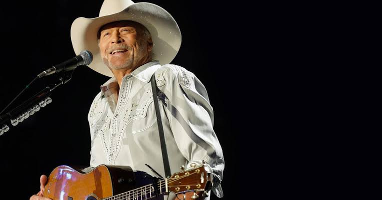 Alan Jackson's emotional farewell concert: "If anyone has lived the American dream, it's me"