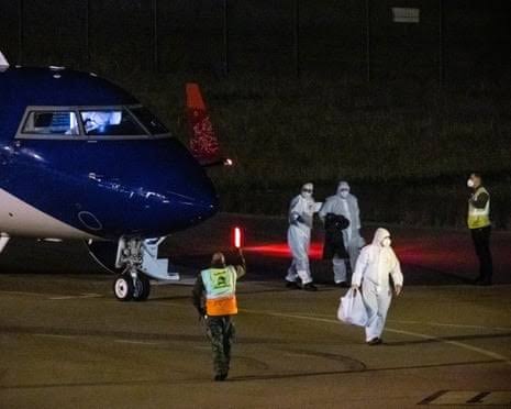 ‘Difficult’ mission to repatriate Australian hantavirus cruise passengers en route to long Perth quarantine