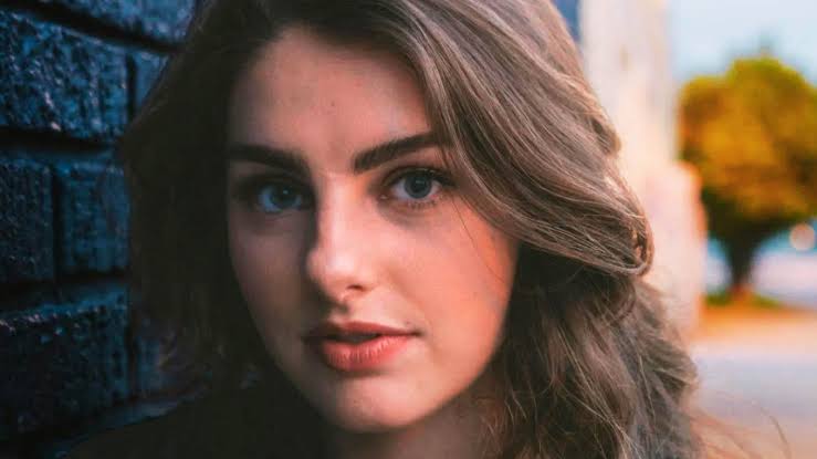 Research Says Married Women Are More Likely To Cheat With This Familiar Person Than A Stranger