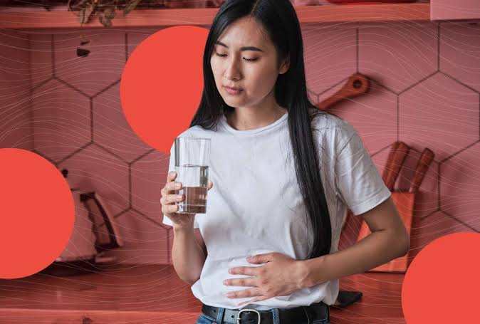 4 Signs You’re Taking Too Many Vitamins, According to Doctors