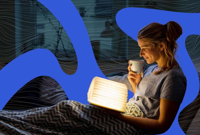 4 Late-Night Drinks for Better Blood Sugar, According to Dietitians