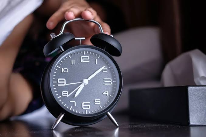 Struggle sleeping? These three common sleep habits tied to signs of brain aging, U of A study finds