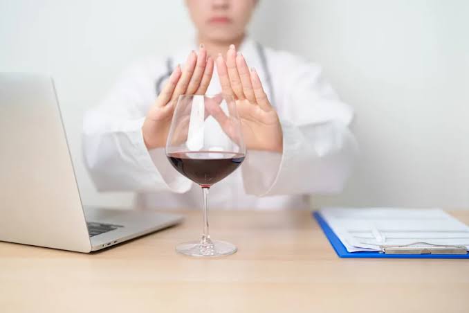 Here’s what happens to your brain when you stop drinking alcohol