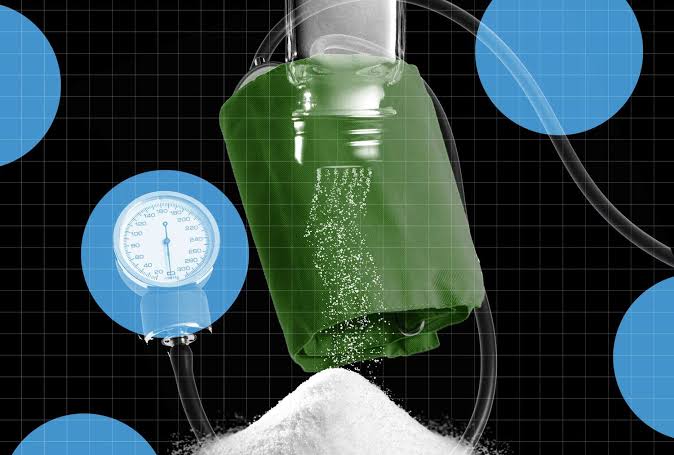What Happens to Your Blood Pressure When You Cut Out Salt for a Week