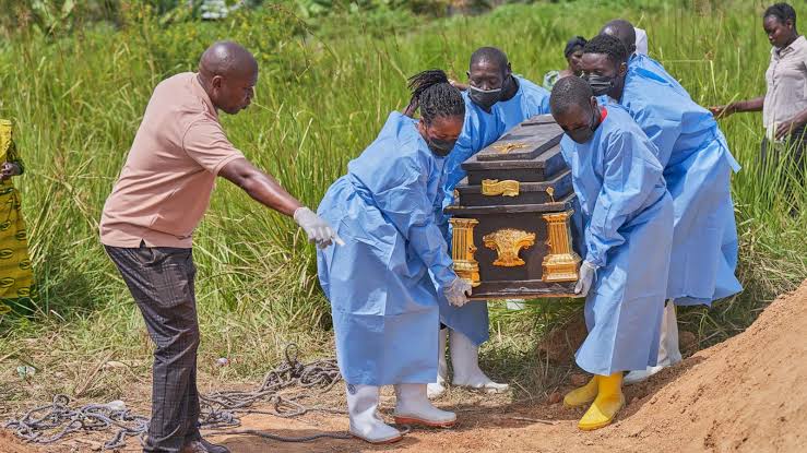 Ebola cases in DRC surpass 600 as officials report struggles with community outreach