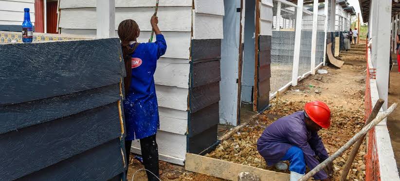 New Ebola vaccine trial launches as outbreak spreads in DR Congo