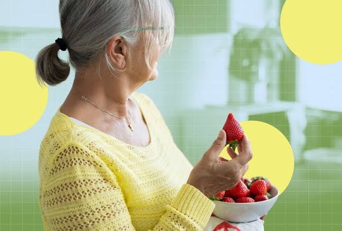 The Best Time of Day to Eat Fiber, According to Experts