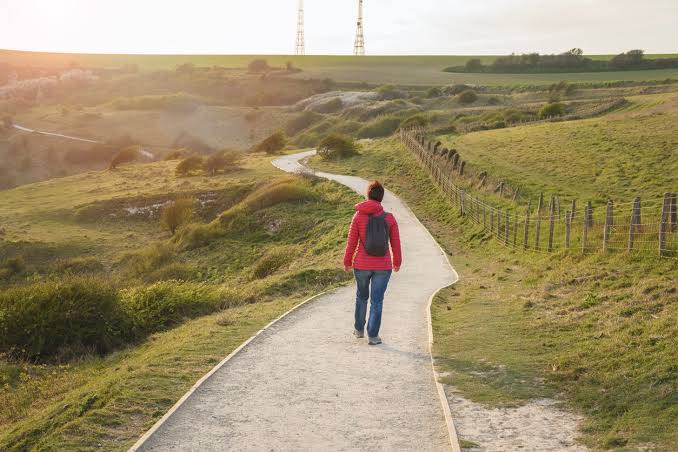 Do these two easy things to make your daily walk better for your health