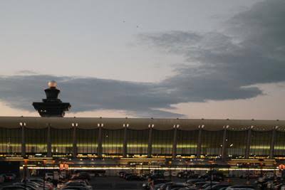 Dulles Airport becomes focus of US efforts to prevent spread of Ebola
