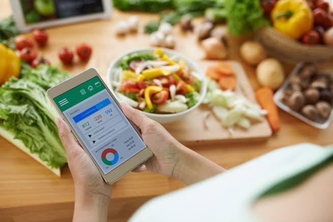 That Fun Nutrition App May Also Have a Dark Side