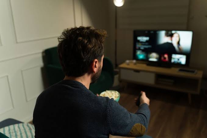 Binge-watching and brain health don’t go together