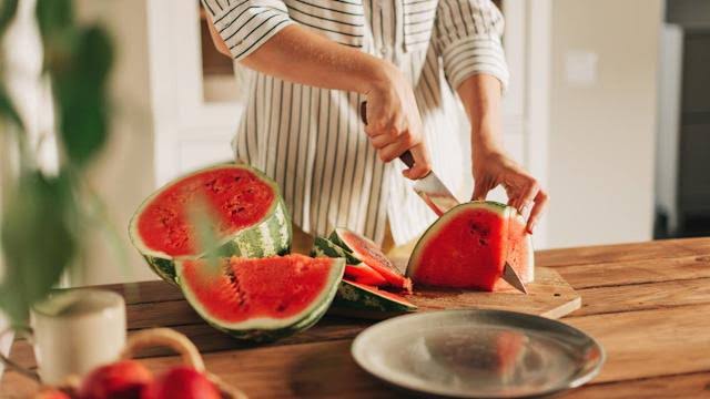 These 5 Fruits Can Help Lower Your Colorectal Cancer Risk, According to Gastroenterologists