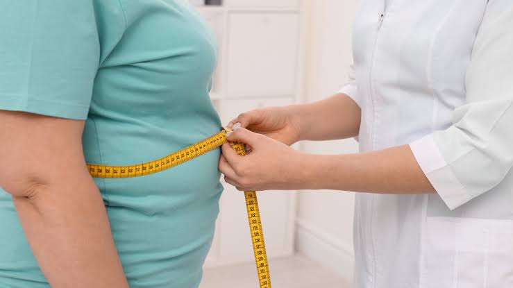 Not eating too much but still gaining weight? Doctor explains how stress, sleep and hormones could be working against you