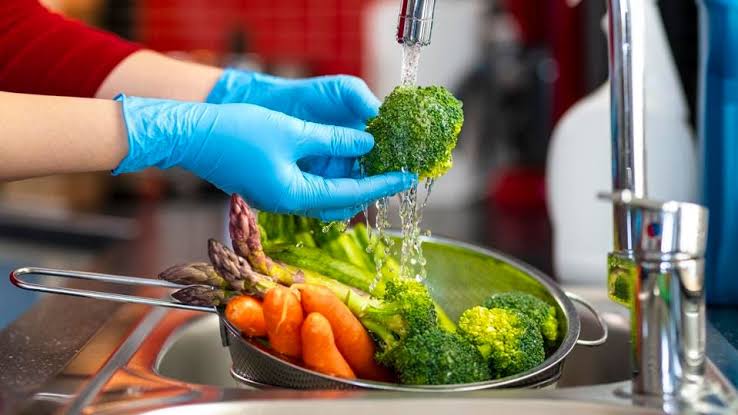 Not All Plant-Based Foods Are Equal—This Diet May Be The Best For Brain Health, According To Experts