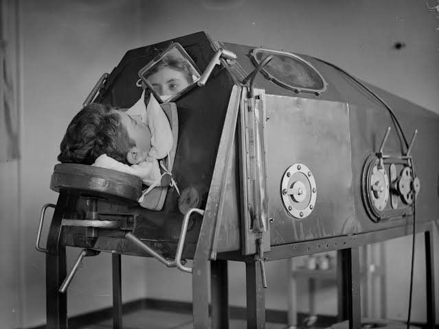 Last US polio patient using an iron lung to survive dies in Oklahoma