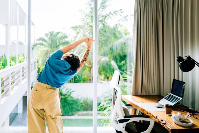 Cut fatigue and increase focus with short movement breaks