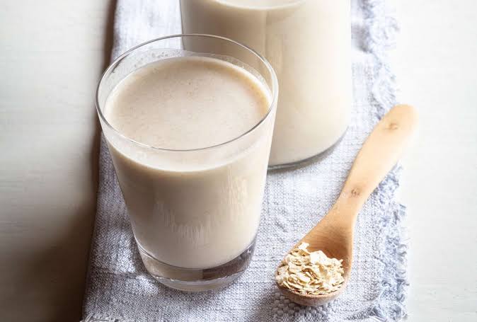 What Drinking Oat Milk Every Day Does to Your Body, According to Nutrition Experts