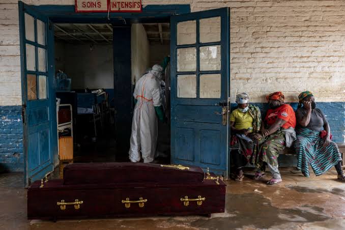 Exclusive | U.S. Pauses Visa Issuance for People Who Have Visited Ebola-Hit Countries