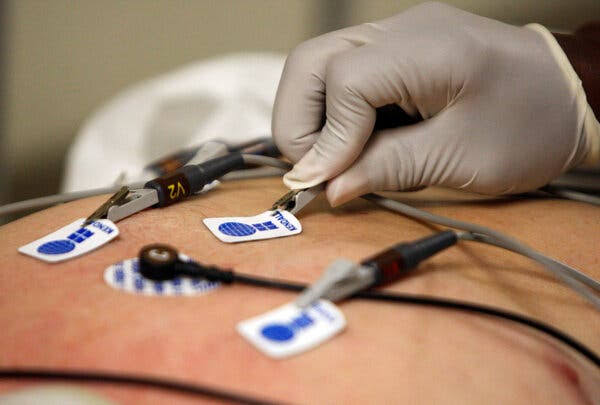 Doctors Thought It Was Asthma. A.I. Flagged a Serious Heart Problem.
