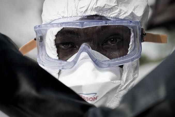 US begins enhanced airport screening as race to contain Ebola outbreak continues
