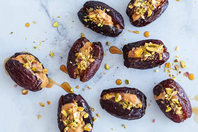 Skip the Protein Bars—Dietitians Recommend These 9 High-Protein, High-Fiber Snacks Instead