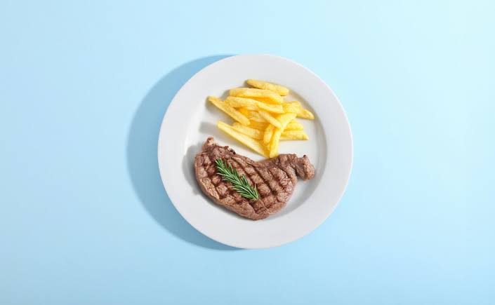 How Much Red Meat Is Healthy to Eat Per Week? A Dietitian Weighs In
