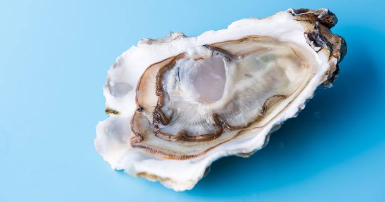 I’m an Infectious Disease Doctor. I Worry About These 6 Foodborne Illnesses More Than Cyclospora