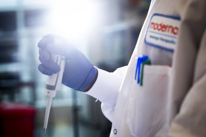 Moderna Stock Jumps on Long-Shot Promise of First-of-Its-Kind Ebola Vaccine