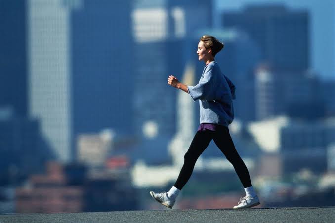 Can 30 seconds of exercise actually make a difference? Here’s what experts say