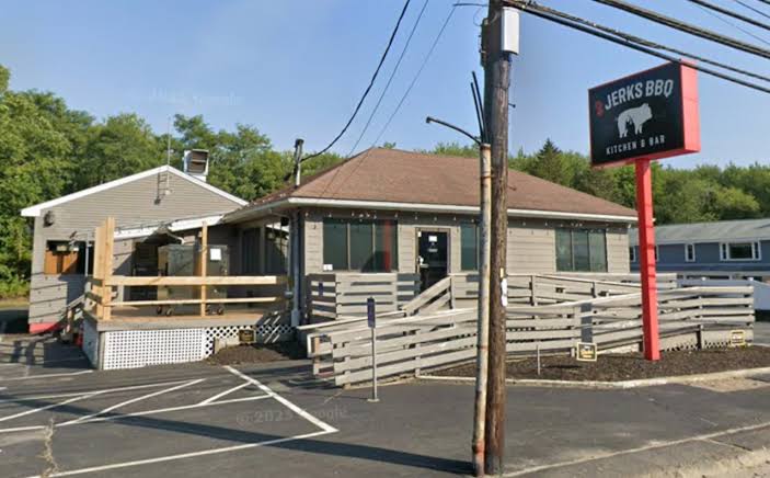 Mass. BBQ restaurant forced to close due to outbreak of ‘vomiting disease’