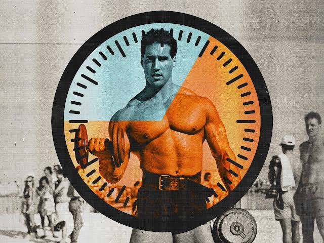 This Is How Long You Should Strength Train Every Week to Live Longer