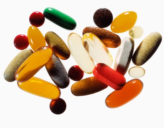 What 5 Dermatologists Actually Think of Collagen Supplements