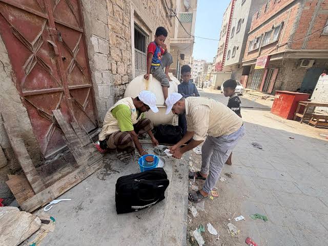 Yemen’s health workers race to halt latest outbreak of deadly dengue fever