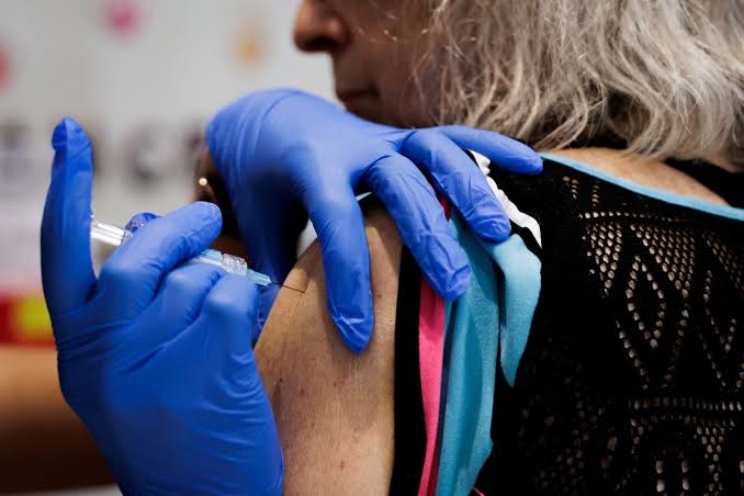 CDC delays publishing report showing covid vaccine benefits