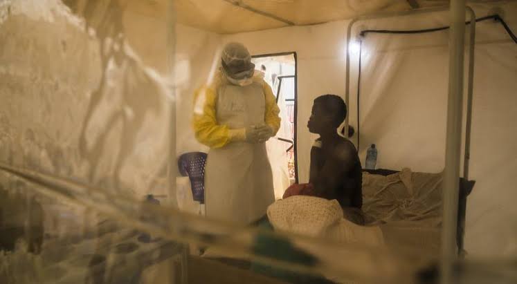 Ebola workers strike as CDC head says agency’s response will last months