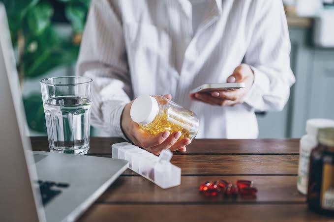 4 Supplements Experts Say Not to Mix With Blood Pressure Medications