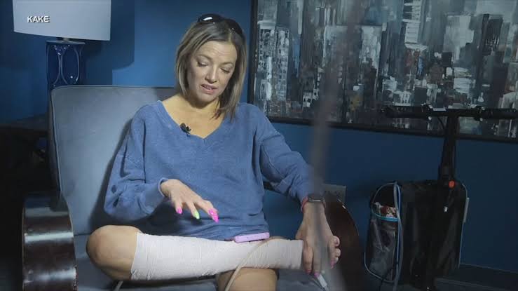 Kansas Mother says she's grateful to be alive after spider bite