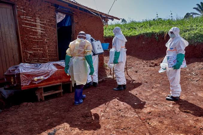 Transport of dead bodies within Congo risks further Ebola spread, UN agency warns