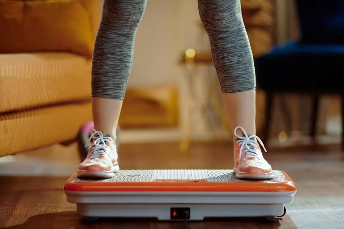 Does standing on a vibrating plate really burn fat and strengthen muscles?
