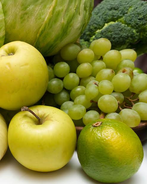 8 Fruits That Fight Inflammation and Support Gut Health