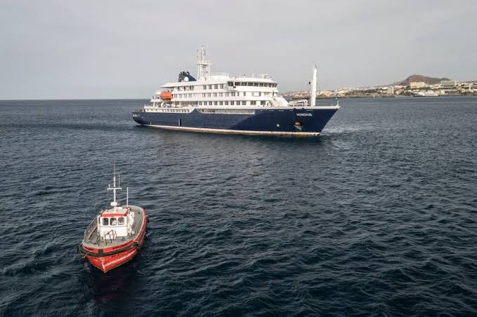 Spanish citizen evacuated from hantavirus-hit cruise ship tests positive