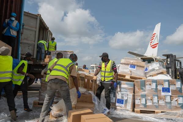 Aid supplies reach heart of Congo’s Ebola outbreak as WHO head travels to Kinshasa