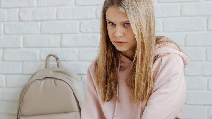 She Saved Her Only Birthday Celebration For Her Best Friend—But a Heartless Arrival Left Her Utterly Devastated