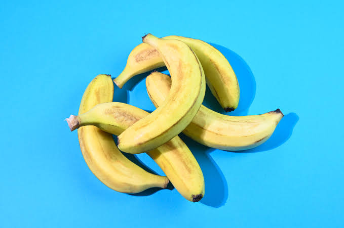 9 Fruits With the Most Plant-Based Omega-3 for Heart Health and Less Inflammation