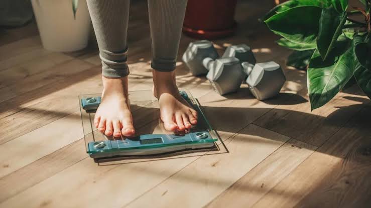 Oncologist: Unexplained Weight Loss May Indicate Serious Health Issues Like Cancer