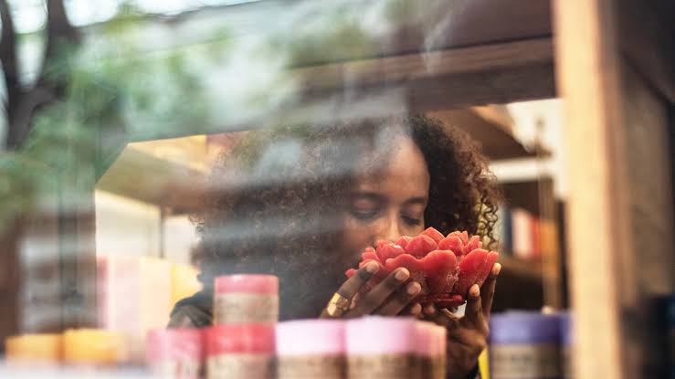 How to make your home smell nice without adding indoor air pollution