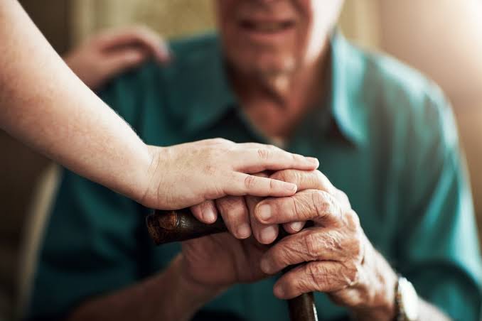 High-dose DHA reaches the brain but fails to protect memory