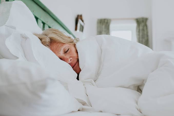 Here's Exactly How Much Sleep To Get Each Night if You're Over 60, According to Experts