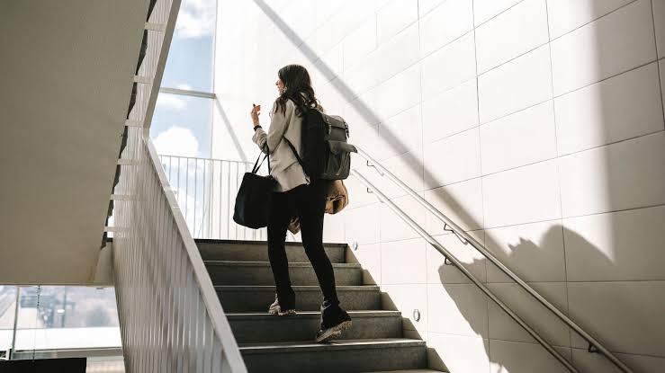 Here's What It Means If You Get Winded From Walking Up The Stairs