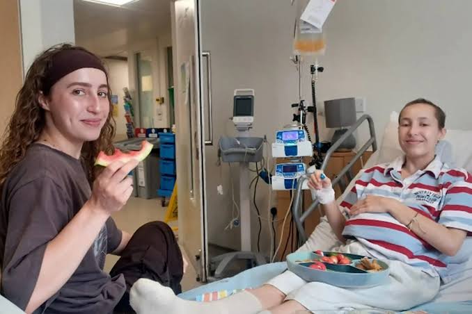 Identical Twin Sisters, 24, Say It's 'Unthinkable' to Be Apart After One Is Given '6 Months to Live' amid Terminal Diagnosis
